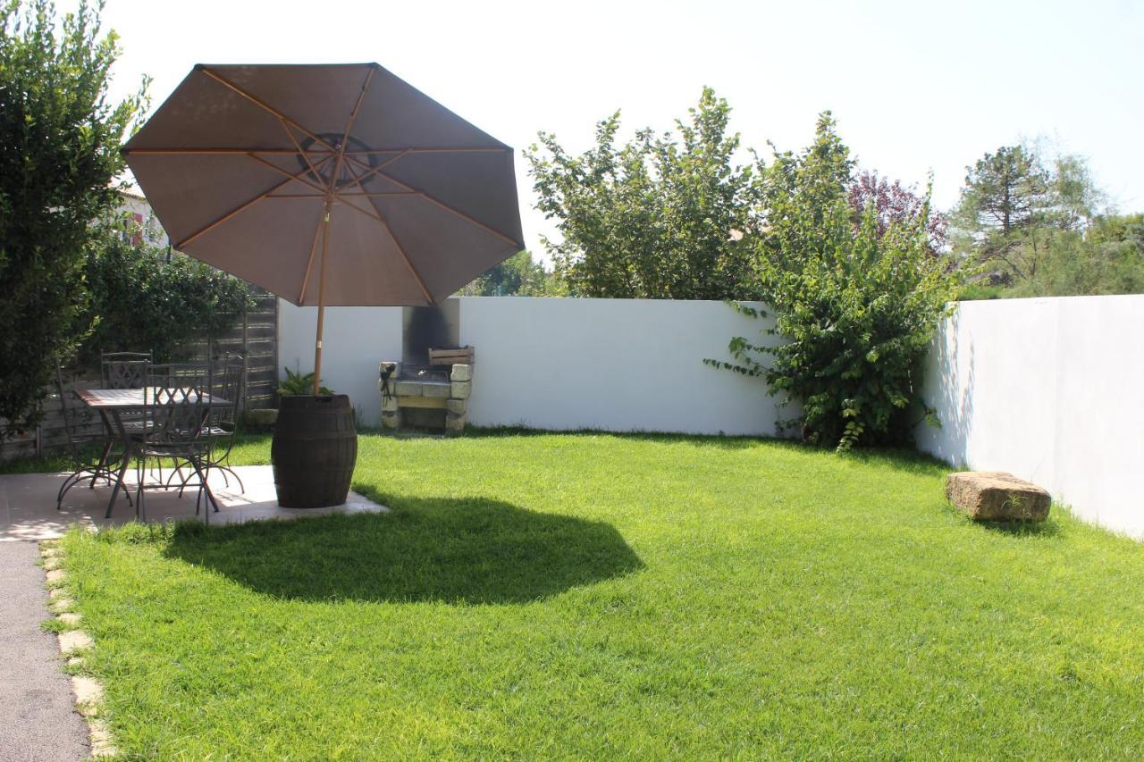 Maison Calme Avec Jardin Et Parking Privés Hébergement de vacances