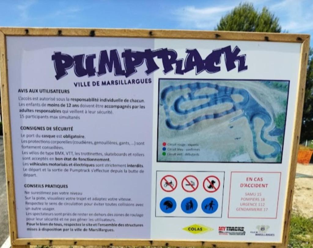Maison Calme Avec Jardin Et Parking Prives Holiday home Marsillargues